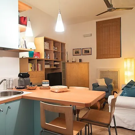 Appartamento Elegant In Sant'ambrogio *