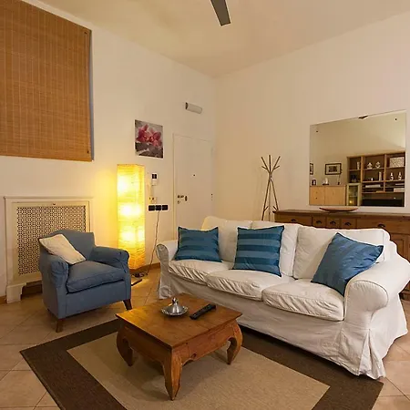 Apartment Elegant In Sant'ambrogio *